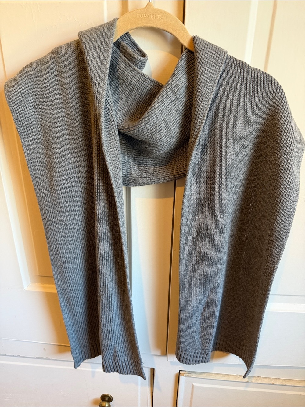 Victorinox Gray Ribbed Knit Scarf